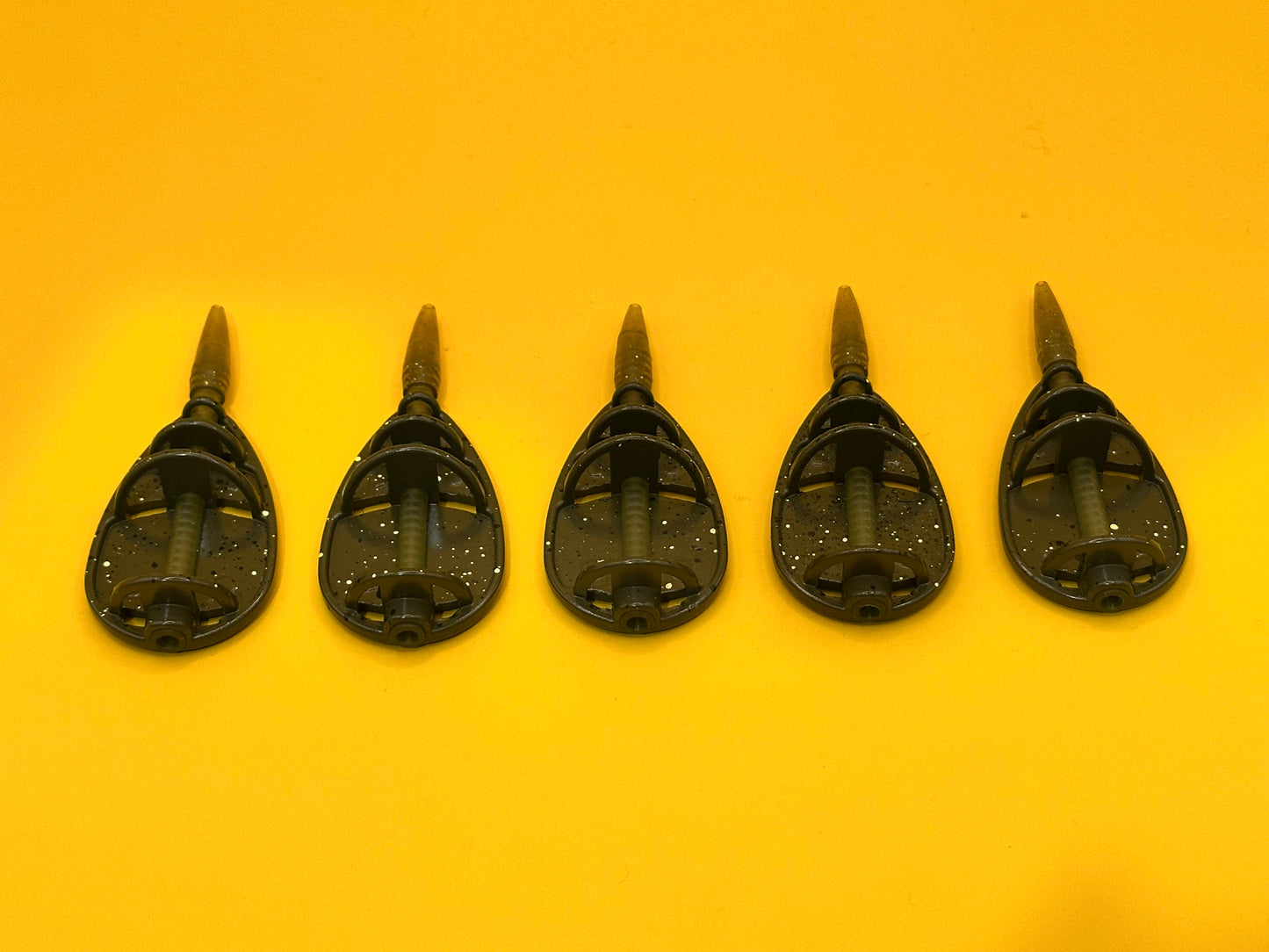 Commercial Camo Flat Method Feeders x 5