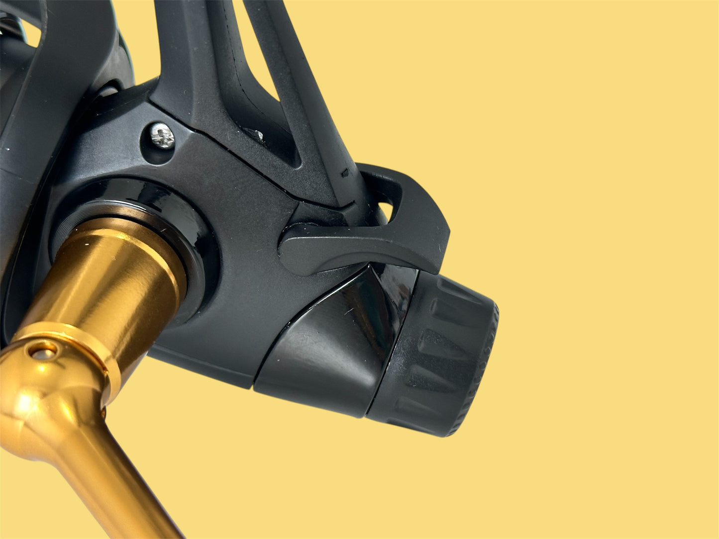 Olympian Tackle - ARES 4000 Baitrunner Reel